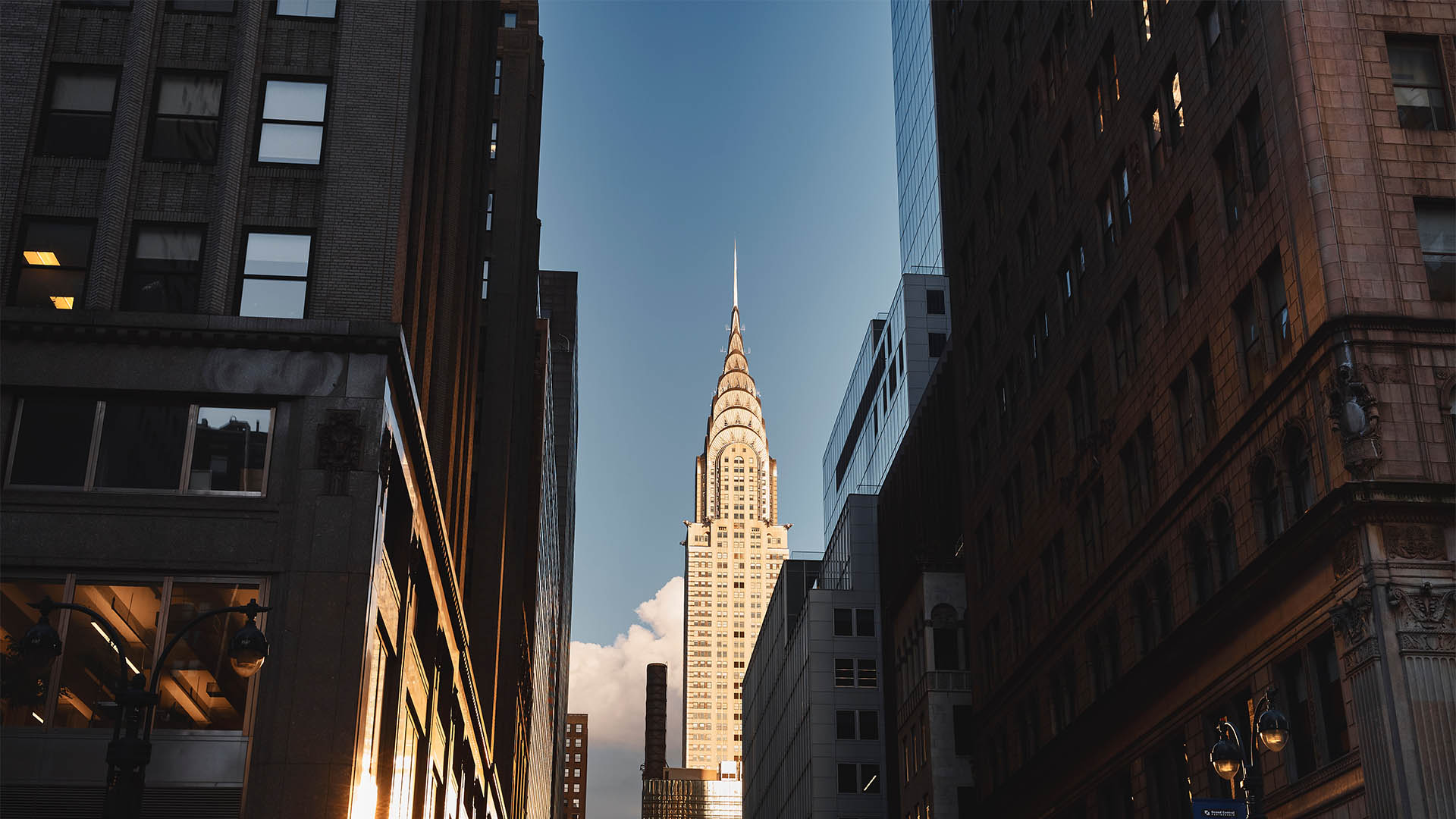 Peregrine Communications moves to Chrysler building